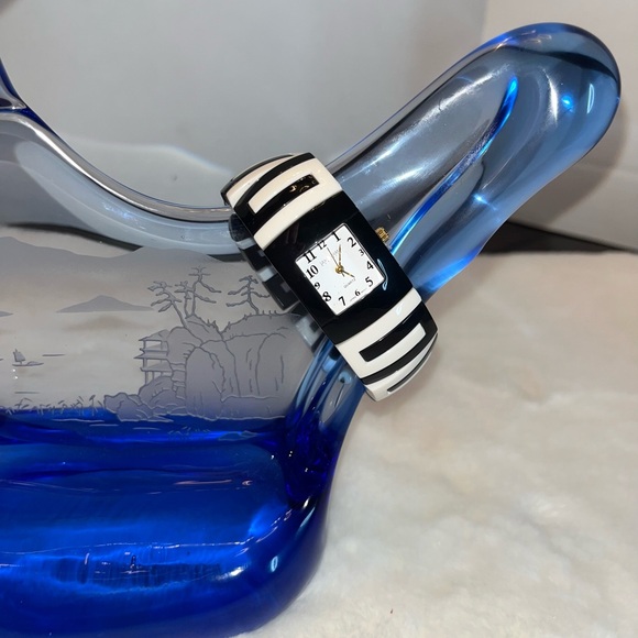 Joan Rivers Monochrome Striped Quartz Watch - Picture 3 of 8